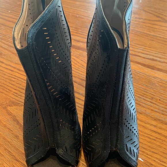 Wedge - Picture 4 of 4